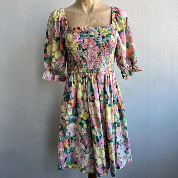 GAP Puffed sleeve linen-blend floral smocked midi Dress - Picture 4 of 14